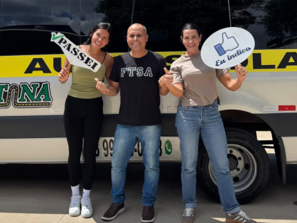 Poderosas! Ana Castela e a mãe comemoram conquista de habilitação com categoria D