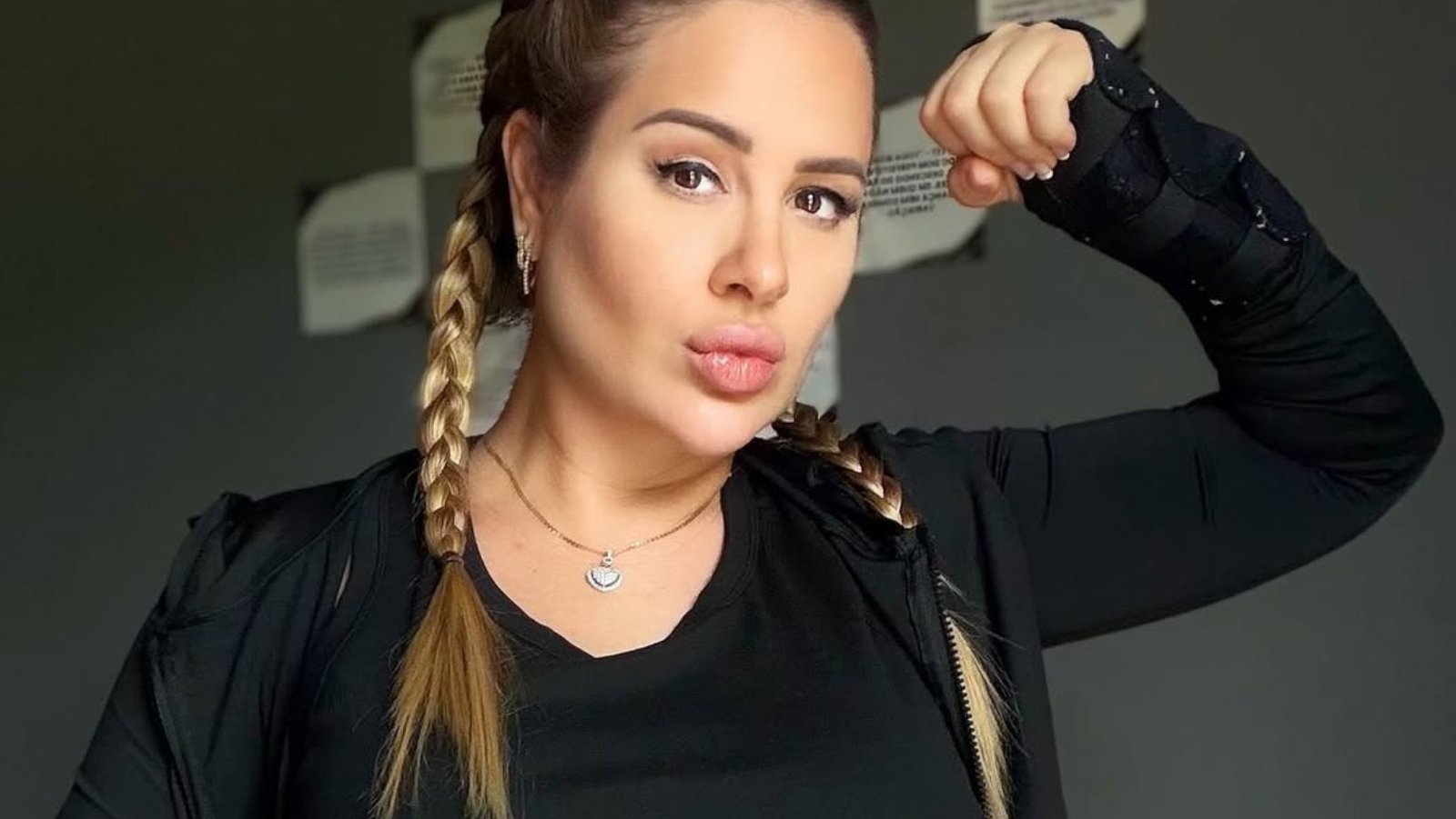 Patricia Leitte celebra "milagre" aos 40 anos e exibe barrigão nas redes sociais: “a gravidez nos transforma”