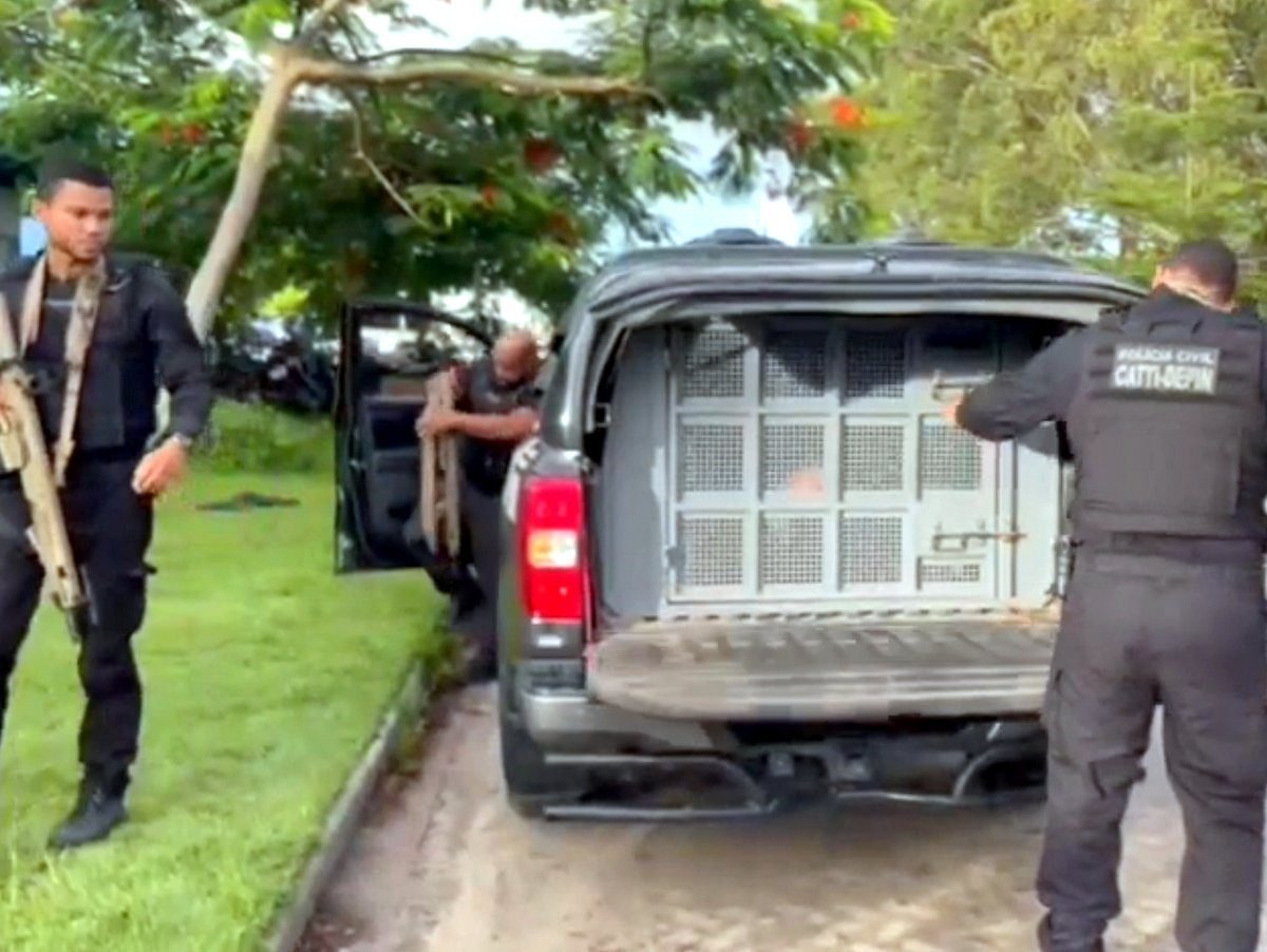 Quatro pessoas são presas em operação contra tráfico e estelionato em Porto Seguro