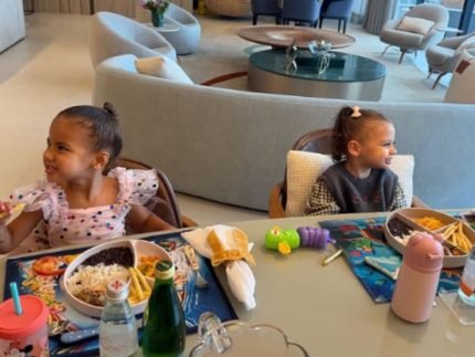 Neymar mostra “almoço de princesas” das filhas Mavie e Helena e encanta a web