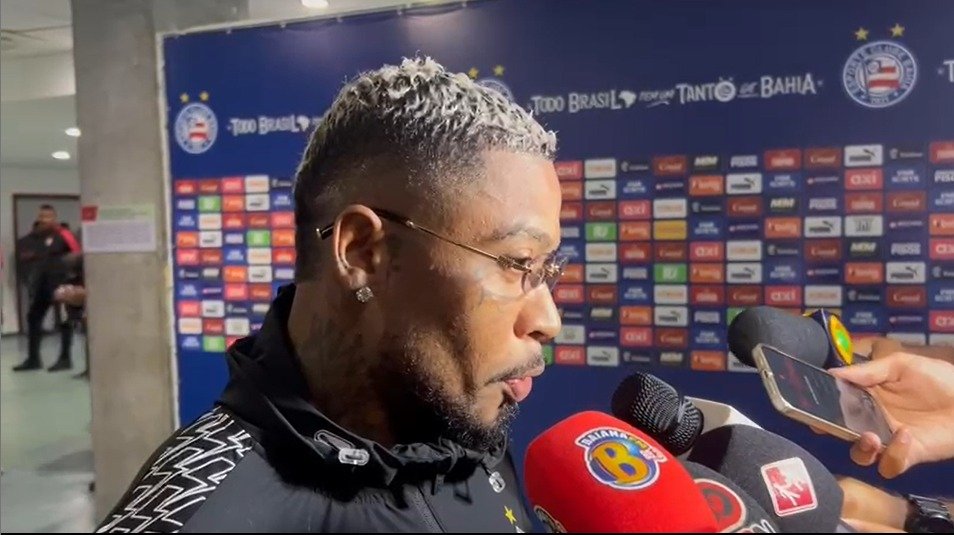 Marinho lamenta vacilo do Vitória após o gol: “Faltou sabedoria”