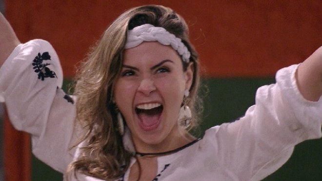 NOVA MILIONÁRIA! Dez anos após ser expulsa do reality, Ana Paula Renault confirma favoritismo e vence BBB 26