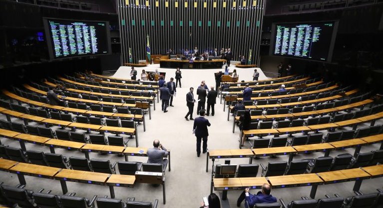 Deputado destina emendas milionárias para hospital que leva o nome do pai