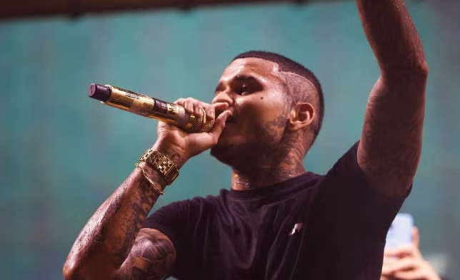 URGENTE: 'Rei do brega funk' é baleado em ataque após sair de show em São Paulo