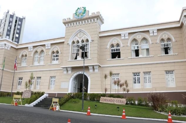 Escândalo na Bahia: Banco Master é alvo de ação que aponta engrenagem para endividar Policiais Militares e familiares