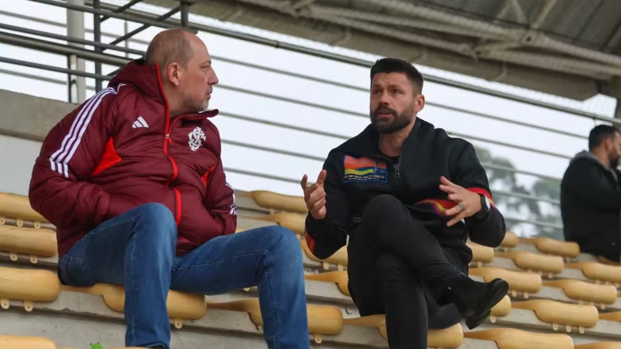 Ídolo de gigante da Série A detona jogadores da base: "bando de vagabundo"