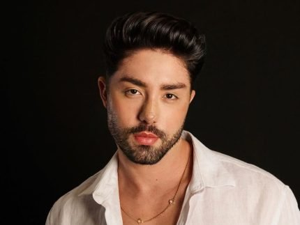 Rico Melquiades volta ao centro cirúrgico para realizar nova plástica; saiba qual