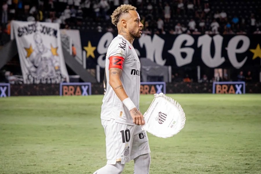 Neymar contra o Bahia? Cuca comenta sobre presença do atleta; confira