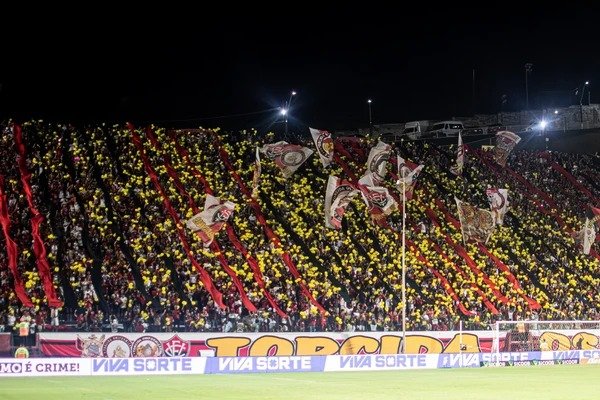 Torcida organizada do Vitória pede saída de Jair Ventura e detona diretoria do clube: "Chega de desculpas"
