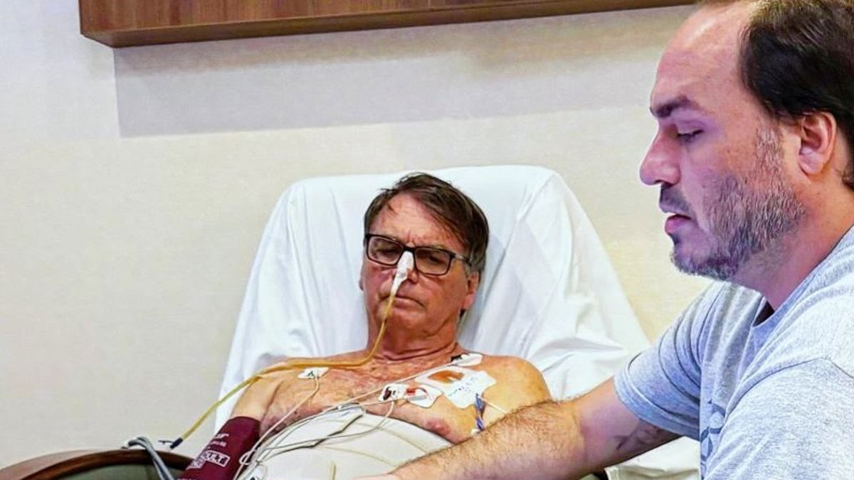 Filme de Bolsonaro tem cena com enfermeiro gay; veja