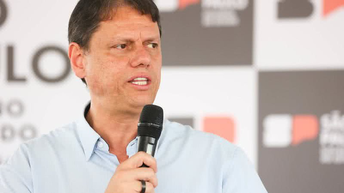 Deputado do PT diz que nome de Tarcísio aparecerá no escândalo do Banco Master: 'É o próximo'