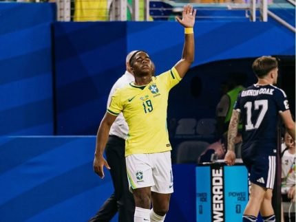 Web aponta detalhe romântico envolvendo Endrick durante Brasil x Escócia