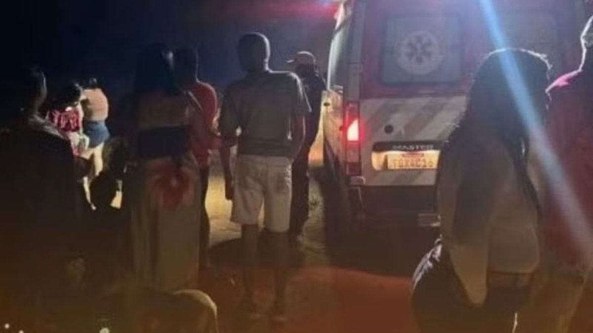 Canoa vira durante passeio em barragem na Bahia e mulher morre após salvar criança de 7 anos