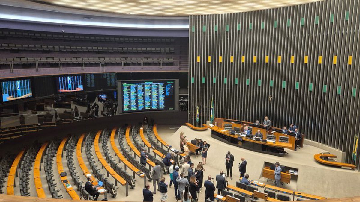Deputada apresenta projeto para proibir publicidade de bebidas alcoólicas no Brasil