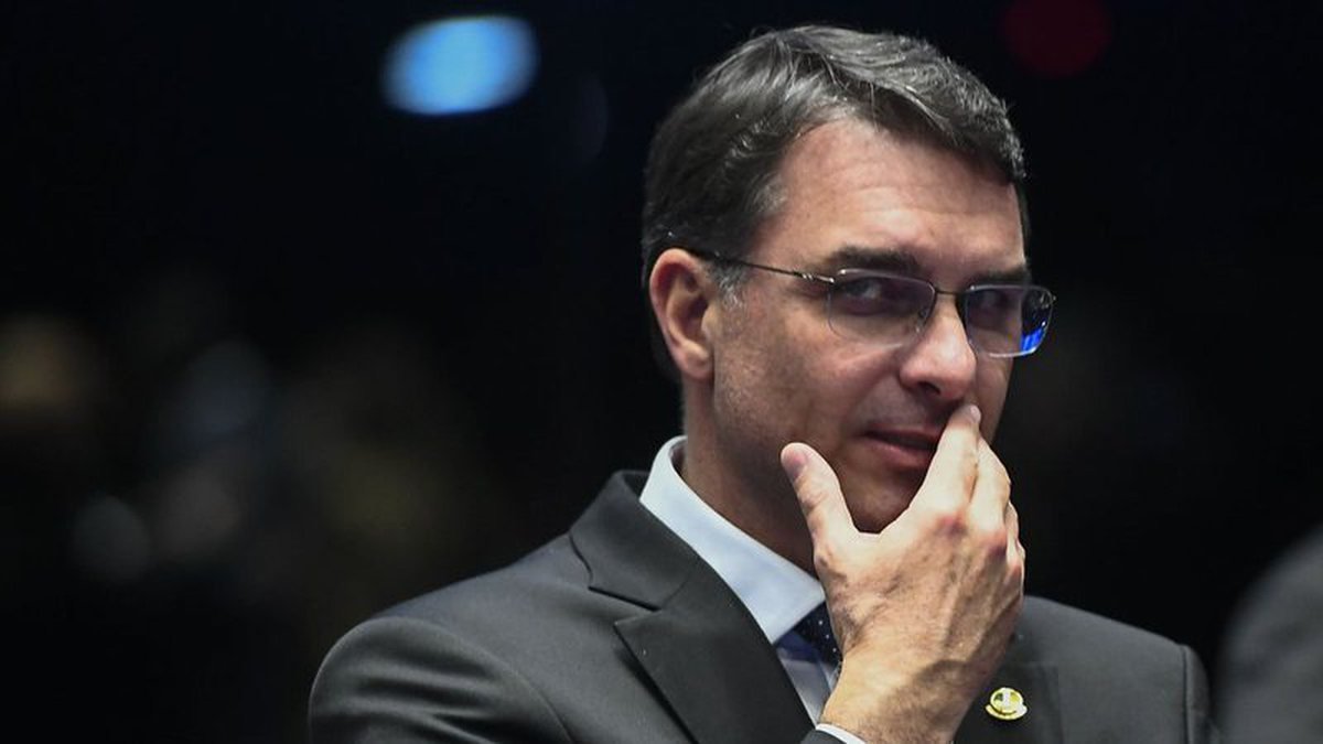 PL oficializa candidatura de Flávio Bolsonaro neste sábado (25); BNews acompanha lançamento direto de SP