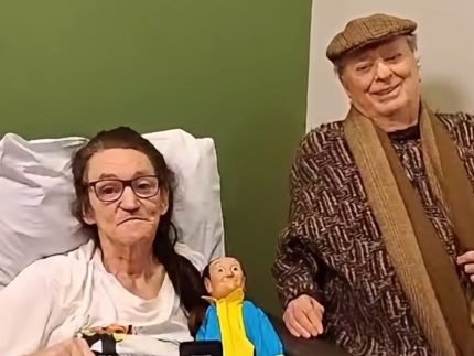 Marquito recebe Raul Gil em clínica de reabilitação e se emociona: “Me colocou na TV”