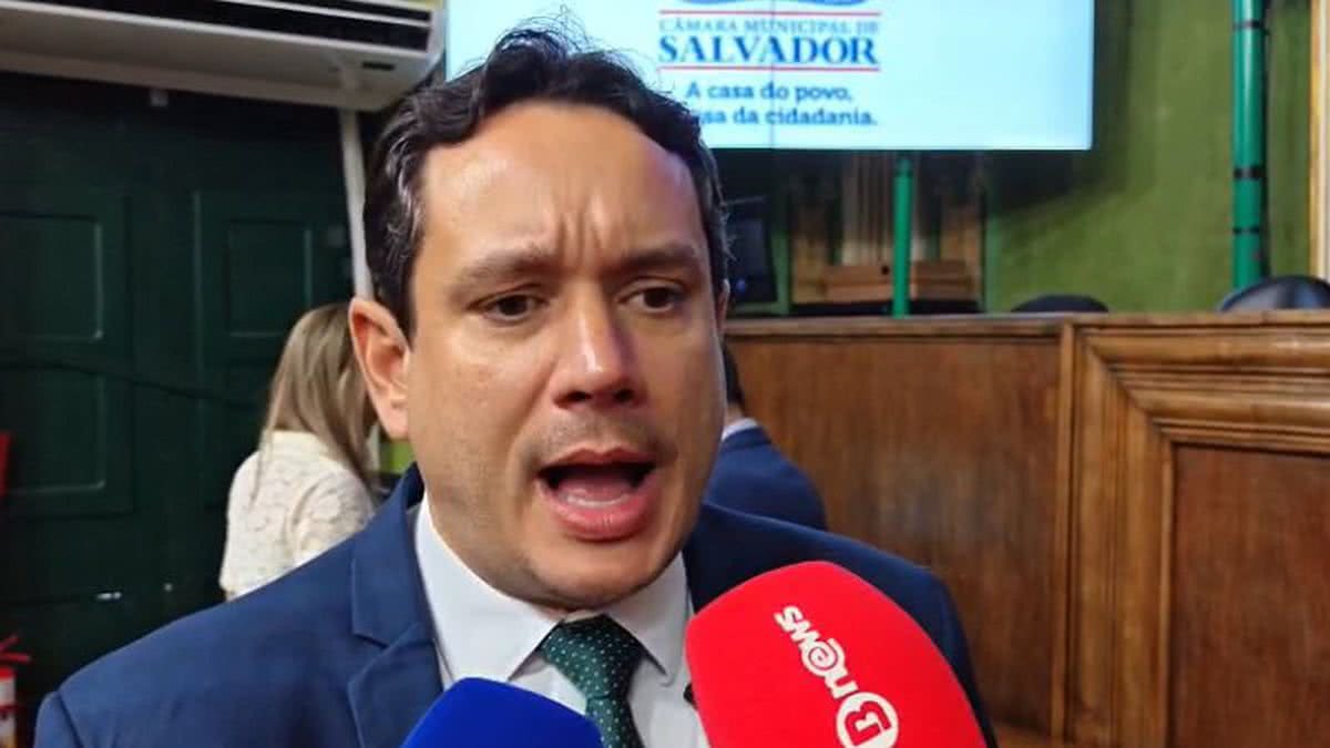 Líder do PV, Ivanilson Gomes, reage a impasse sobre candidatura de André Fraga; vereador se manifesta
