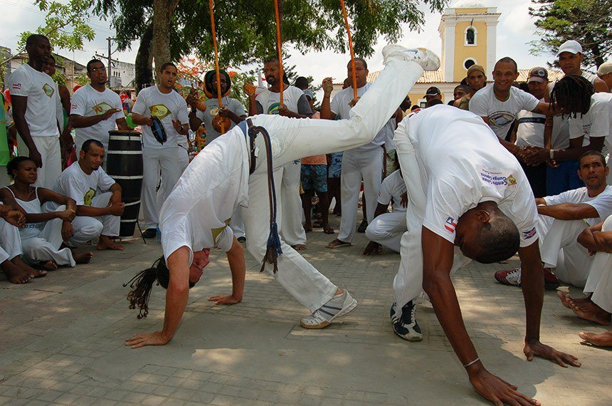 De autoria de deputado baiano, lei que cria Dia Nacional da Capoeira é sancionada