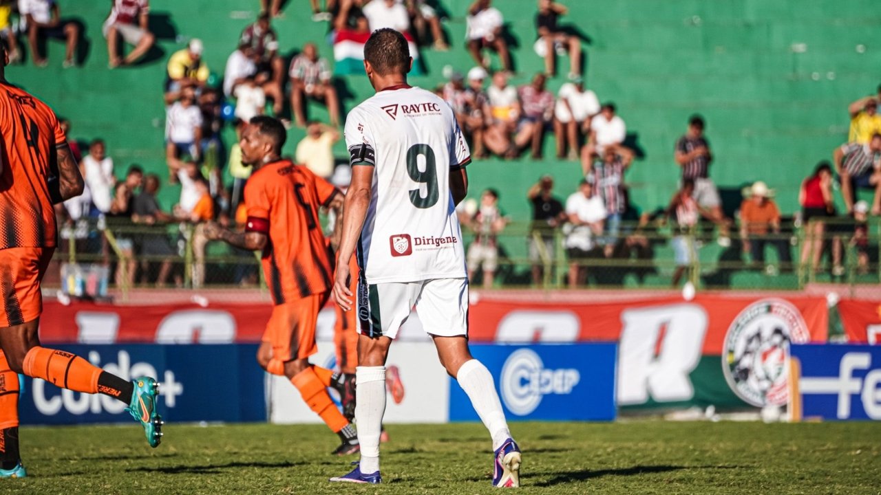 Série B do Baianão: Fluminense de Feira vence primeiro jogo da final e coloca uma mão na taça