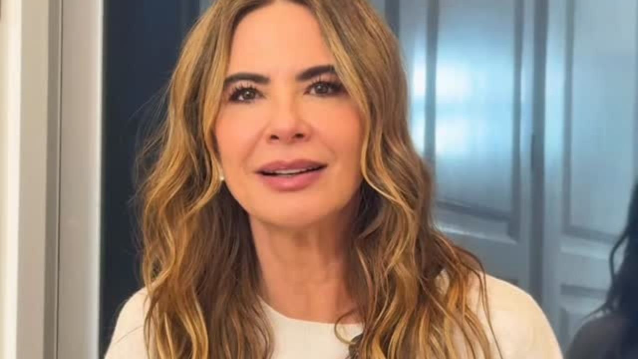 Luciana Gimenez se manifesta após derrota da Inglaterra para a Argentina: "Eu odeio o Messi"