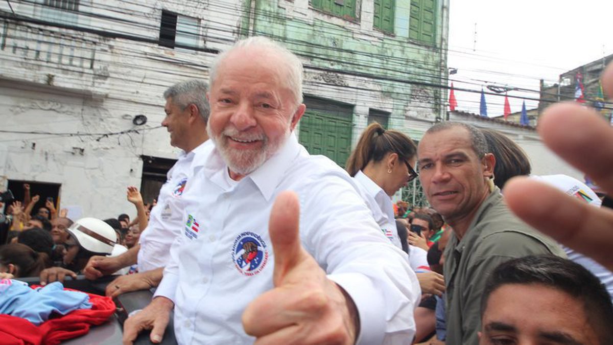 Lula lidera corrida presidencial na Bahia com 52% das intenções de voto, aponta Quaest