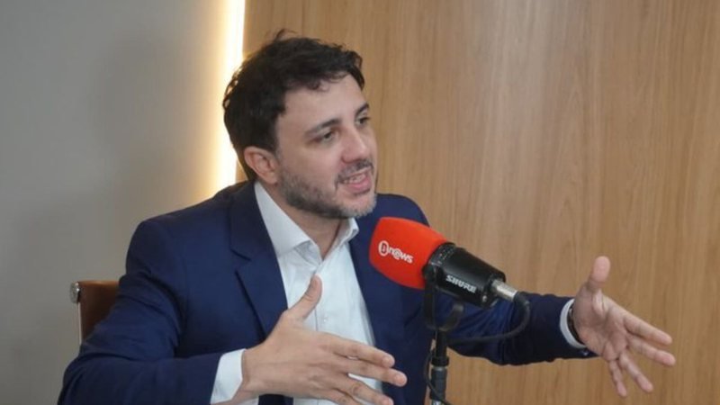 Renan Santos reage à possível apoio de Ciro Gomes: "Fico lisonjeado”