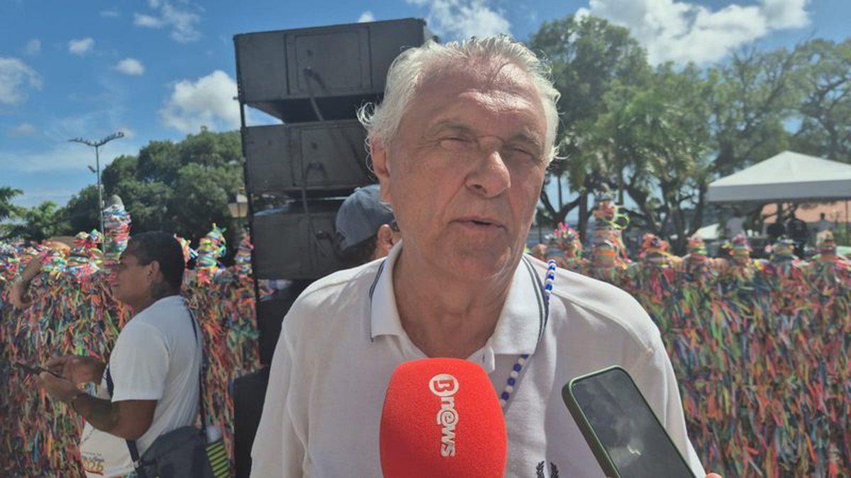 Caiado sobe o tom contra Flávio Bolsonaro após tarifas impostas pelos EUA ao Brasil