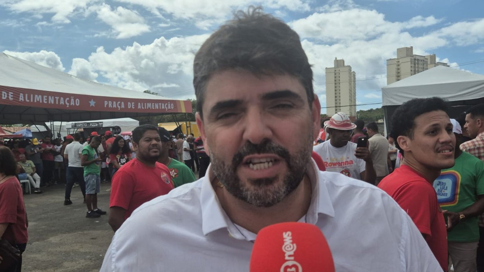 "Não é hora de comemorar nem lamentar", diz Adolpho Loyola sobre pesquisas eleitorais