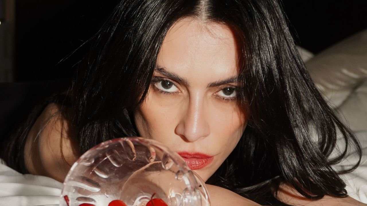 Cleo Pires desabafa sobre exposição da sua sexualidade: "Não pode ter desejo"